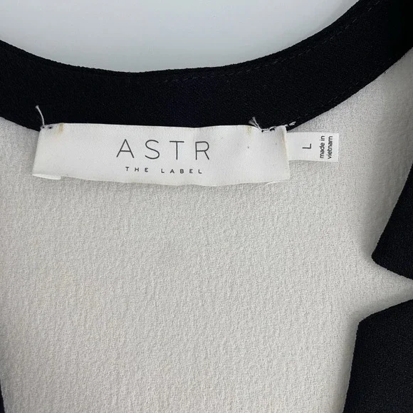 ASTR The Label Dress Womens Large Off White V Neck Crepe Short Sleeve Tunic Mini - Picture 5 of 7